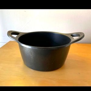All-Clad Aluminum Cast Soup Pot 5.5 Qt.